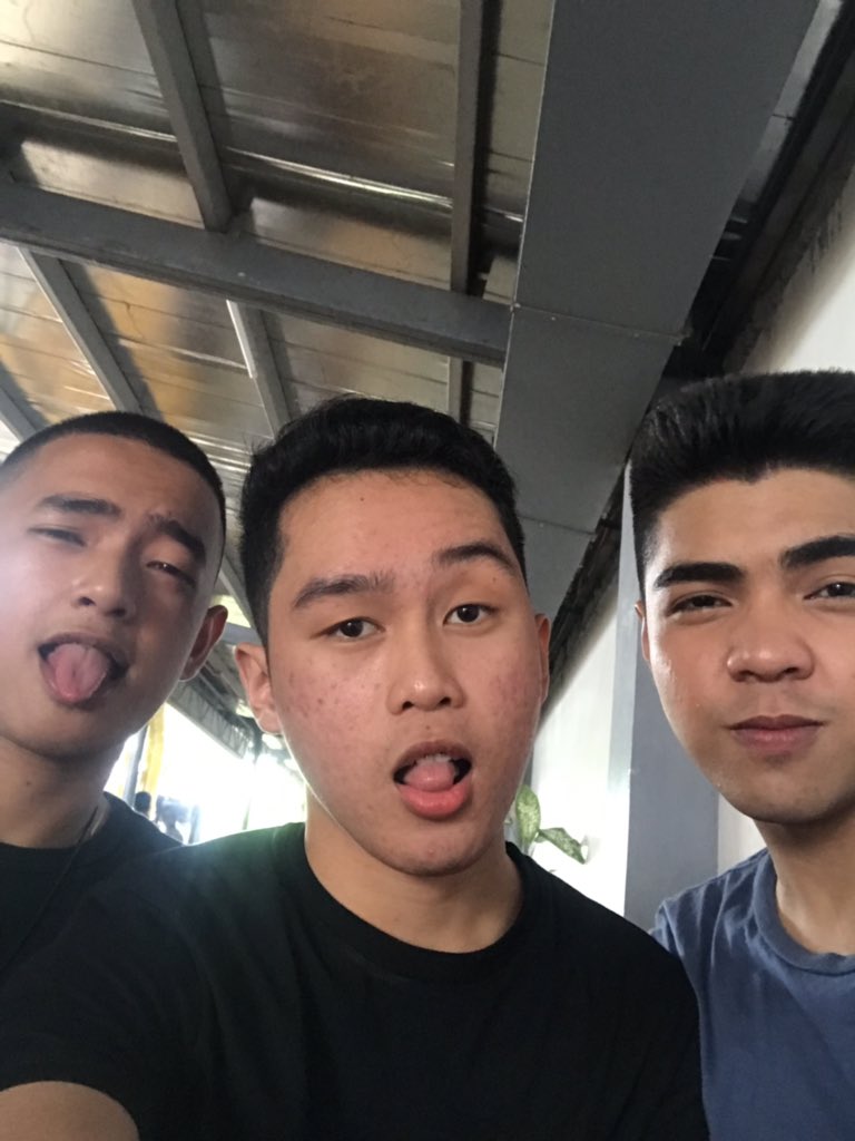 Marqueiann's tweet photo. #AlterMeetup AJSHSHHAAHAHA https://t.co/8JbesVuBBX