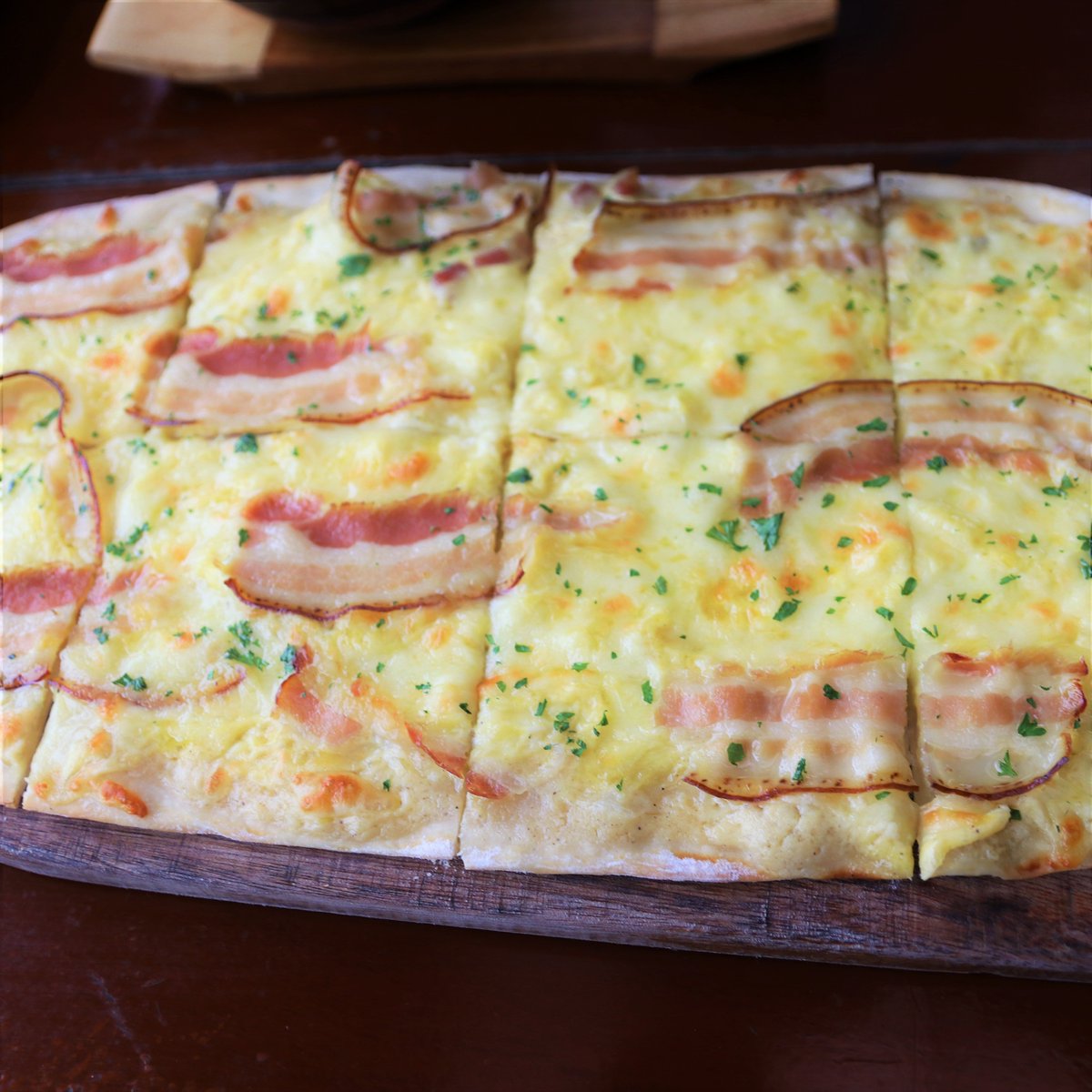perchdavao's tweet photo. Happiness is a choice. And what better way to be happy than to have a piece of pizza to bite on!  Come and savor the taste of this BACON CARBONARRA PIZZA here at #PERCHMODERNKITCHEN + #BAR !

#Pizza https://t.co/B6KT44yKMH