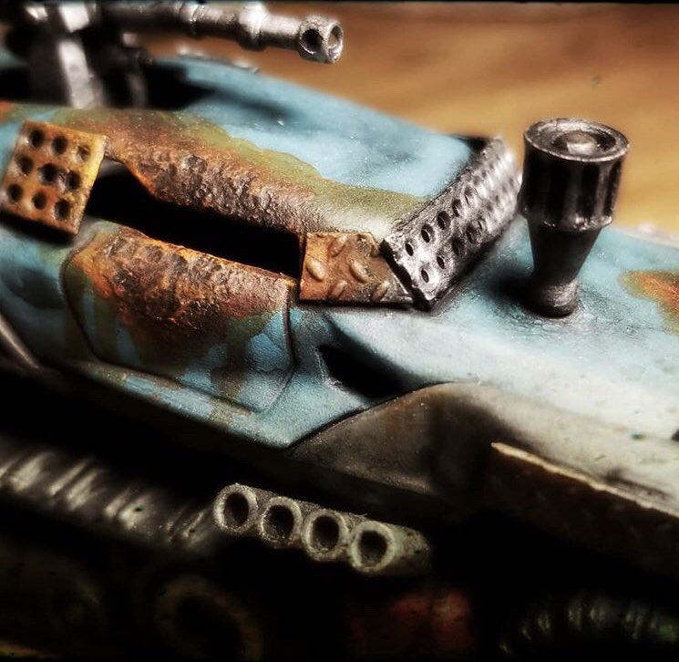 DiceMechGames's tweet photo. Check out this incredible rust effect by wastelandwaystation! It really complements the body colour and #AutoKill upgrades👌There’s loads more great work on their Instagram: https://t.co/1knul4rndY #warmongers #carcombat #wasteland #paintyourminis #rusteffect #rusty #weathering https://t.co/KseS1rCCRV