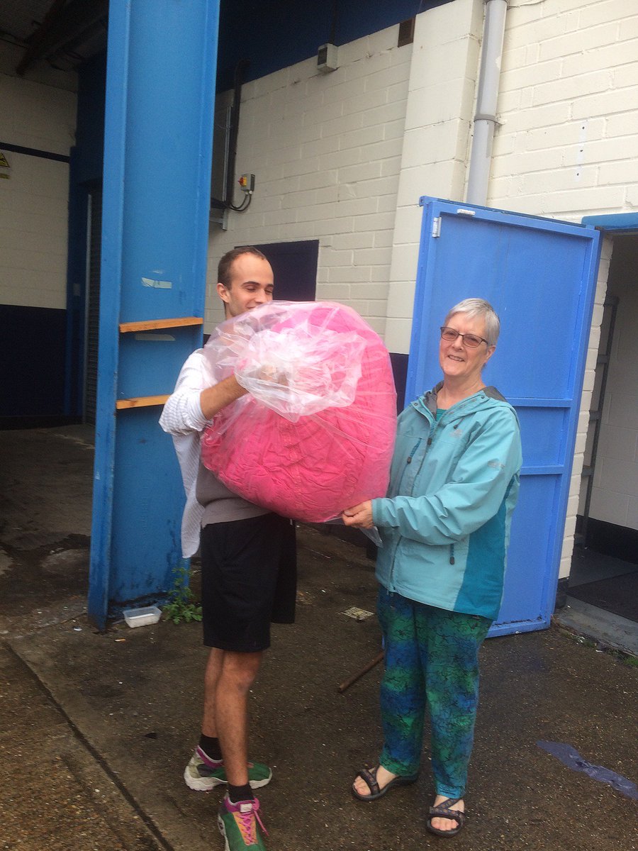 Epic adventure was undertaken last week.

Custom dye for a client... tight deadline... missed courier collection...

It could have all gone horribly wrong if it wasn't for Mum and Dad.

Denbigh - Leicester - London - Denbigh round trip = happy customer!

#throwbackthursday