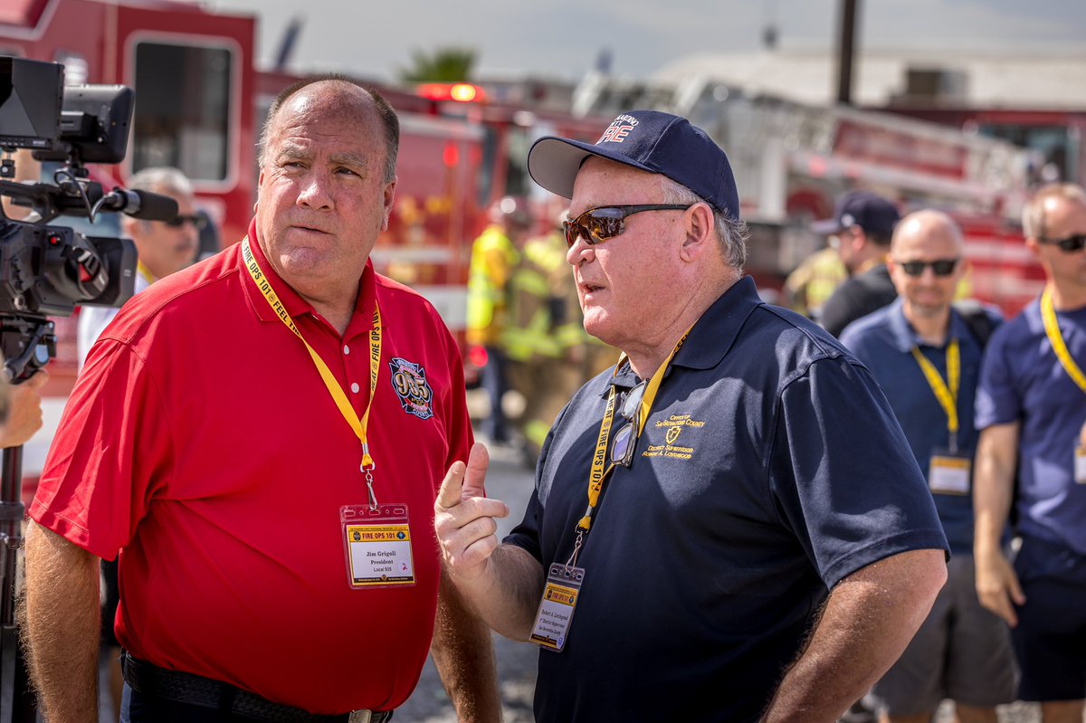 SBCoFFLocal935's tweet photo. Thank you to @SBCounty 1st District Supervisor @RobertLovingood for attending #SBCoFireOps101 and learning more about what our members do for the public. We appreciate your support of #PublicSafety #Local935 #SBCoFD https://t.co/R4qw4BoJwz