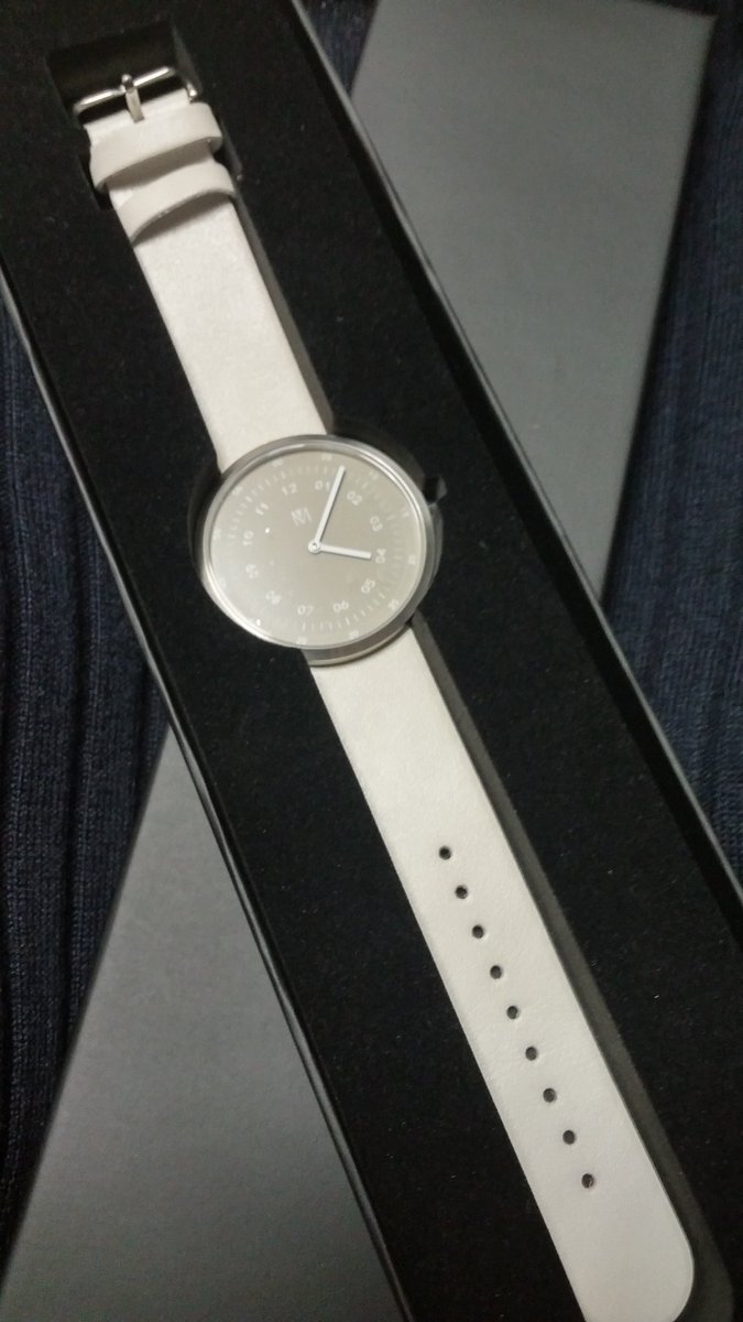 工藤マコト Ygにて 不器用な先輩 Gaにて Hgに恋するふたり 連載中 Maven Watches Mavenjapan 様から素敵な時計頂きました シンプルでいろんなスタイルに合わせられると思います 現在クーポンコード M で10 割引が適応されるそうなので 工藤マコト Ygにて 不器用な先輩 Gaにて Hgに恋するふたり 連載中 Maven Watches Mavenjapan 様から素敵な時計頂きました シンプルでいろんなスタイルに合わせられると思います 現在クーポンコード M で10 割引が適応されるそうなので