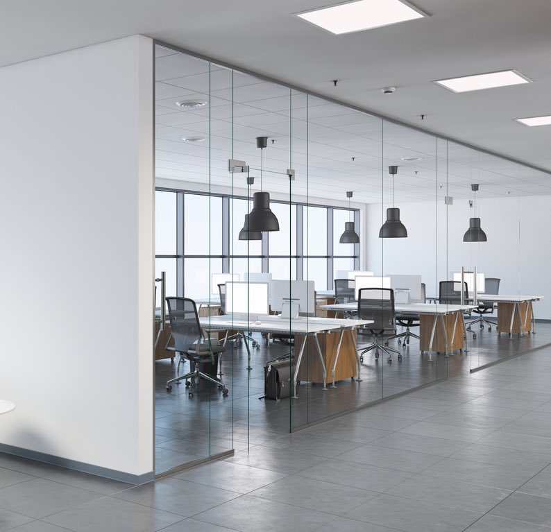 ETradinghq's tweet photo. #ETHQ Private Trading suites are fully equipped and tailored to our clients needs. If you and your team want a secluded and separate base away from the trading floor, these office spaces are the perfect hub for your business. #coworking #trading https://t.co/jSgWypLr6C