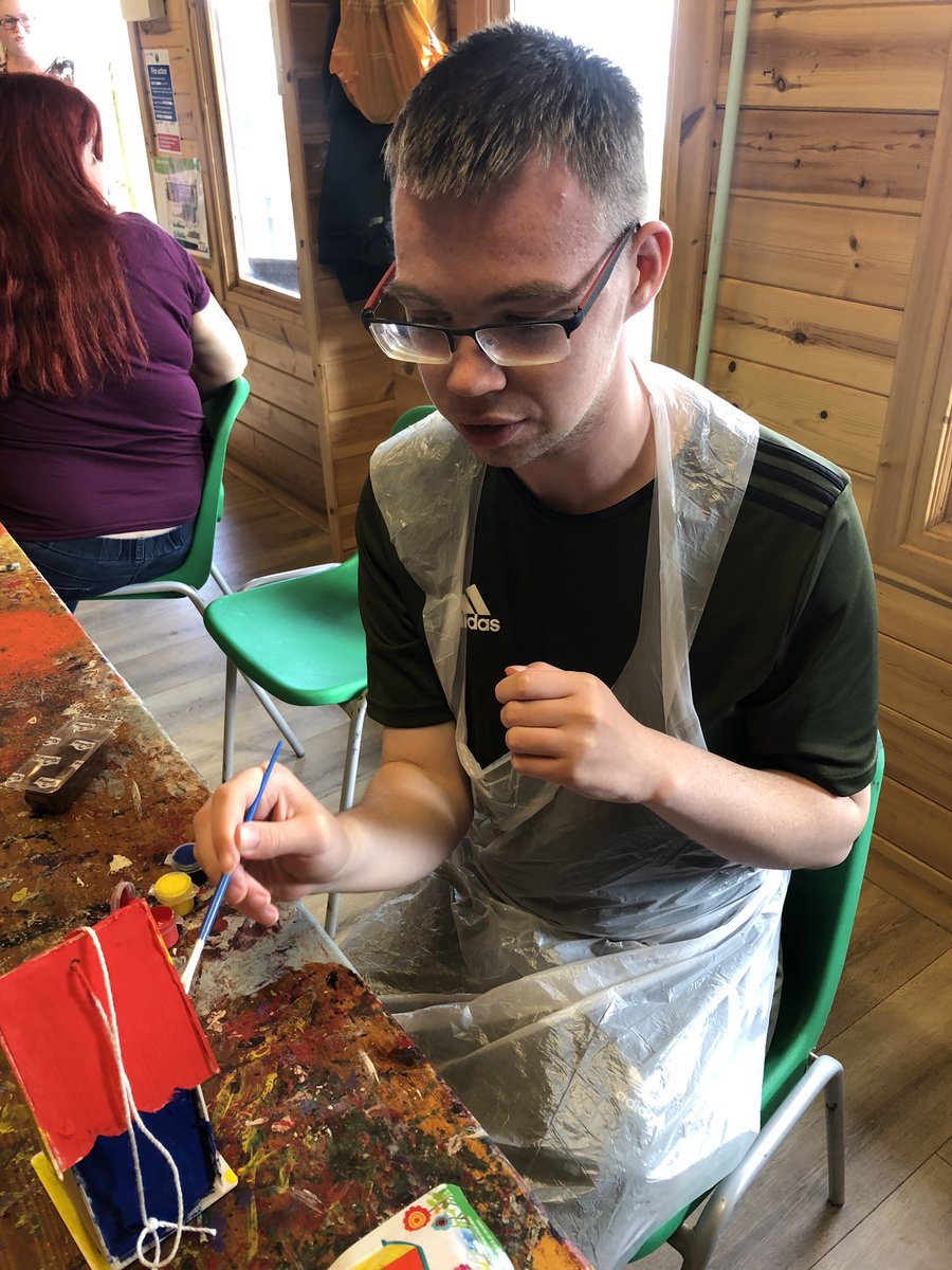 willow_project's tweet photo. Fabulous day @ Willow Helping carers to create friendships, feel less isolated, strengthen their resilience and make happy memories. Making a Better Life for Carers. @BBCNWT  community garden @RHSBloom @GrahamLiver @Garden_Ninja @RogerJ_01 @lancashirelife @BlackpoolCarers 🌻 https://t.co/JnDJsv6P7x
