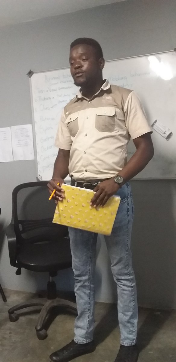 Sbu_20's tweet photo. Presenting about animal behaviour. #EconomyofWildlife. #TourismAcademy @GwfOnline. https://t.co/bAEM17Ipag