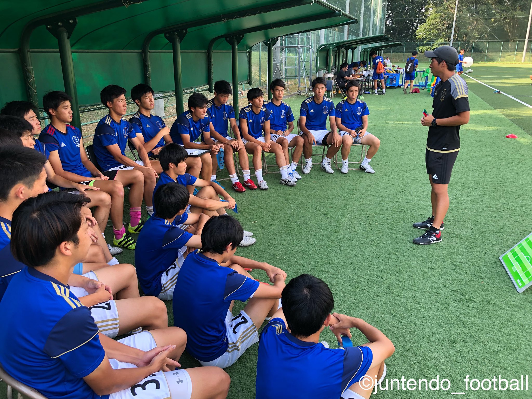 順天堂大学蹴球部 19年度関東大学サッカーリーグ新人戦 Cグループ Vs立正大学 スタメン Gk 21中塚 Df 26海老澤 2長谷川光 13栗田 35久野 Mf 14新関 28奥山 7萱沼 24常盤 Fw 17松原 15白井 サブ 30青木 23大石 33杉山 19村山 22吉岡 34大竹