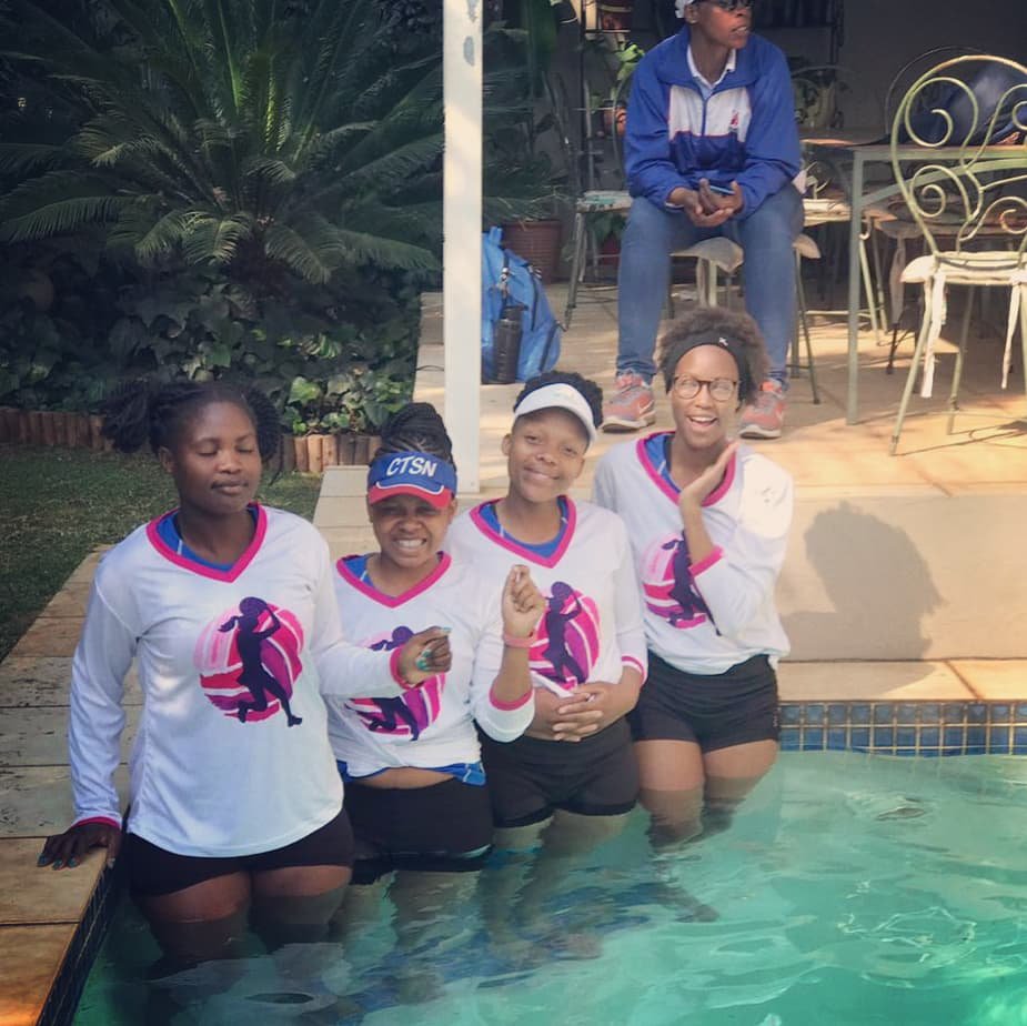 BongieMbayeka's tweet photo. Amazing bunch😍
#WPnetball #WeAreAllIn #SparNationalChamps
🏀🏀🏀 https://t.co/D49X6DHmGB