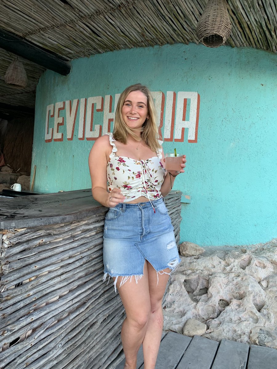 David_Kolbe's tweet photo. Happy 21st @GraceKolbe you’re an amazing “adult” but you’ll also always be my sweet baby girl. 😘 https://t.co/MoeQ3dMv6z