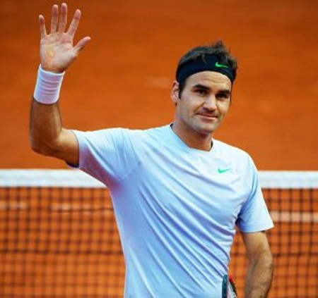 MAURIZI48129698's tweet photo. Happy birthday big champion, king, legend...the best all time. ๐๐๐ @rogerfederer #Federer #RF38 https://t.co/4G6lrhRQqk