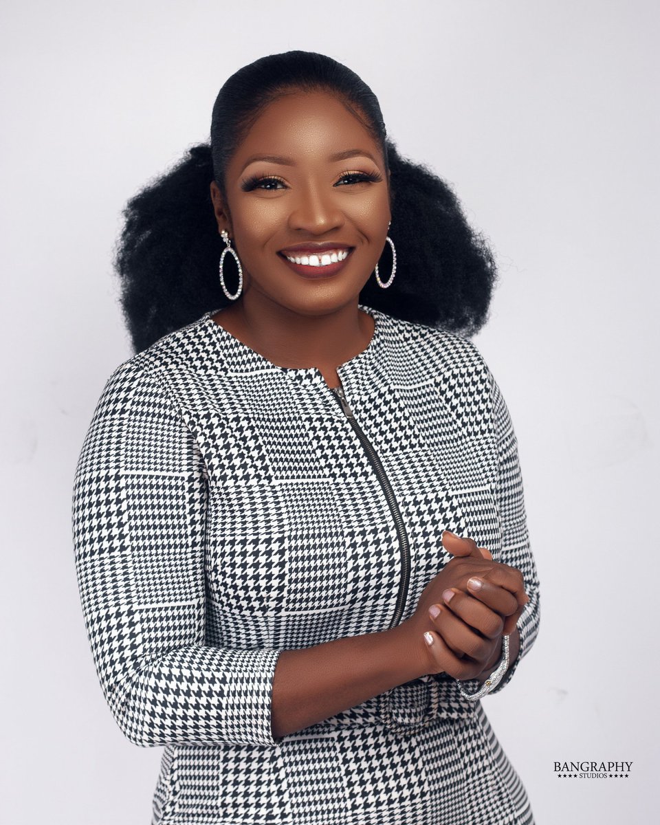 Bisola_JLK's tweet photo. Permit me to blow your mind because it's my birthday #Augbaby #Leoseason https://t.co/5wJFpaJdzg