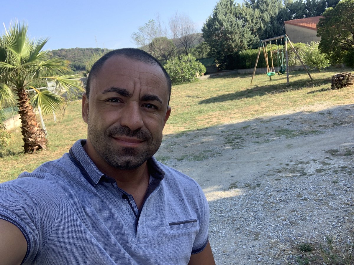 SBaylet's tweet photo. Ce matin c’est visite d’une très jolie maison à ceret avec un beau jardin !! #kellerwilliamsperpignan #seguralaurence #immobilier https://t.co/bbBPduetWO