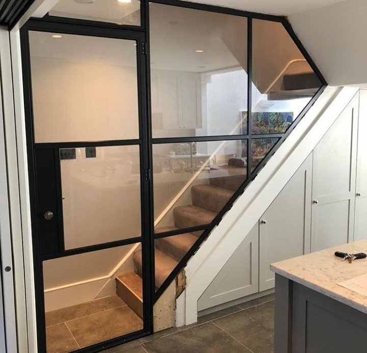 FixingsSword's tweet photo. Stair case screens. Fitted in Notting hill. #steelwindows #steeldoorsandwindows #design #architizer https://t.co/f3dltnNBez https://t.co/J7FbJibLBk