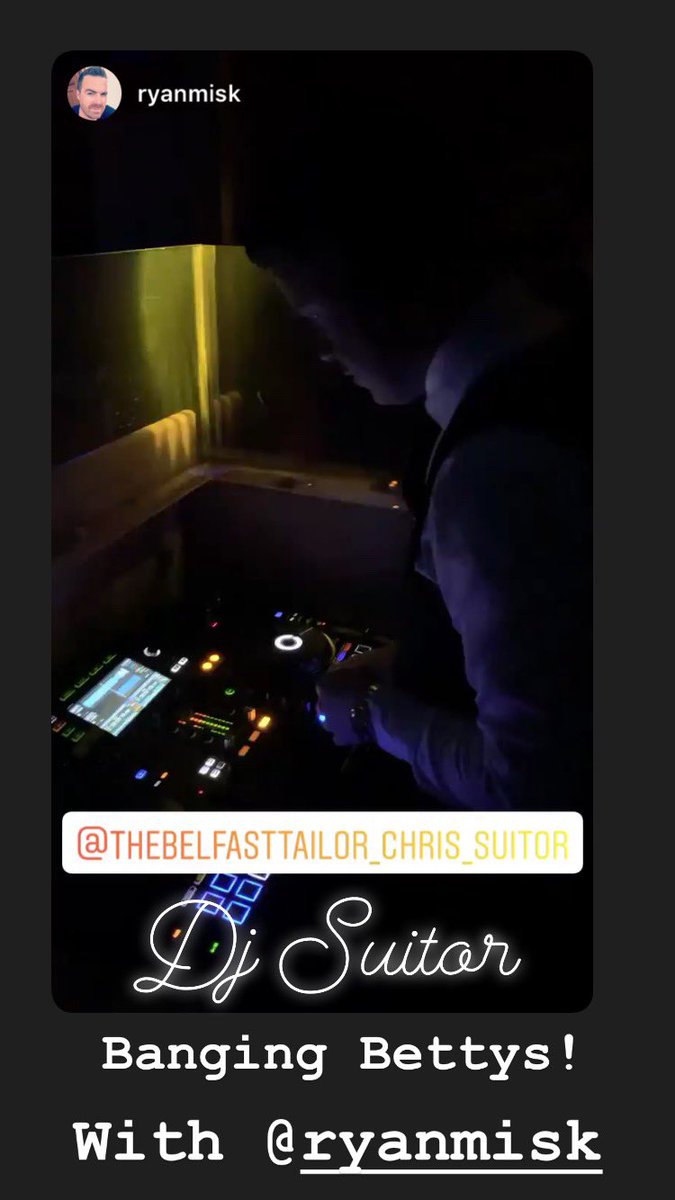 SuitorBrothers's tweet photo. Dj Suitor Night 2, closing set 12am-1 at Bettys. So last night went off huge!! 3 weeks ago this was just a pipe dream.. but with help from a few guys.. some hard work, and a #GetUpGetOutGetAtit attitude...i smashed it! the Club was buzzing! 🙌🙌🙌🙌 #djlife #tranceaddict https://t.co/Wo8kdvPVl3