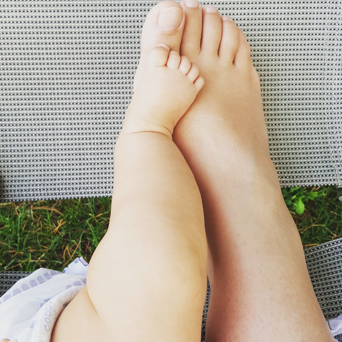 Hoy hace un año que me enteré de que mi pequeña muñeca se había quedado con mami y hoy ya tiene más de tres meses...dura lucha con final maravilloso❤❤❤ seguid luchando guerreras, llegará! #infertilpandy