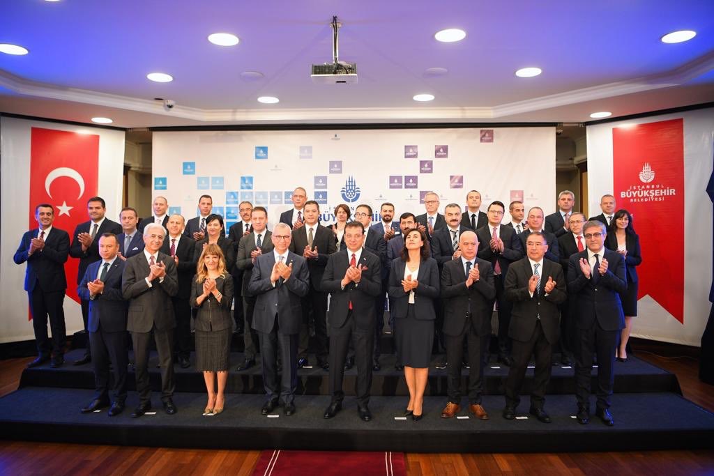 ekrem_imamoglu's tweet photo. İstanbul'u beraber yöneteceğimiz çalışma arkadaşlarımızı kamuoyuyla paylaştık; hepsi alanında uzman, bilgi ve deneyim sahibi. İstanbul'u öncelikle şeffaf ve adil olarak yönetecek ve ilkelerimizden asla şaşmayacağız. Allah yolumuzu açık etsin. https://t.co/JCp51uEuVu