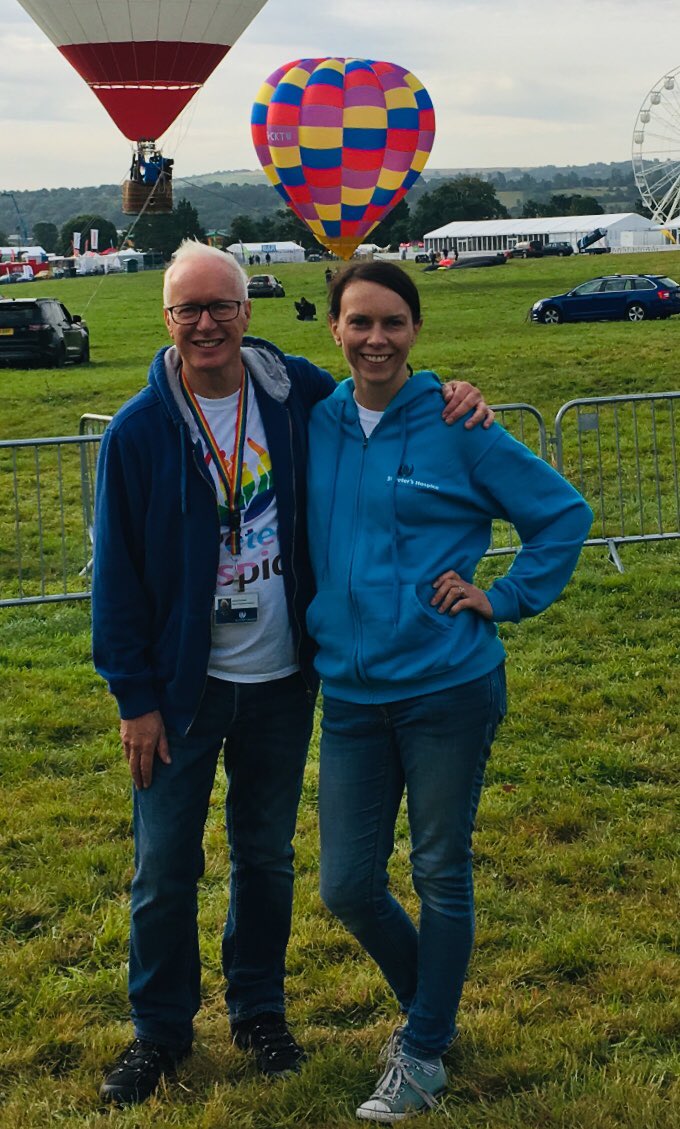 JohnnyHospice's tweet photo. What a team 
Brilliant morning @bristolballoon with @LauraJeffery1 telling the story of St Peter’s Hospice 👍🎈
@stpetershospice #Bristol @baileyballoons #community https://t.co/26H53uFkg8