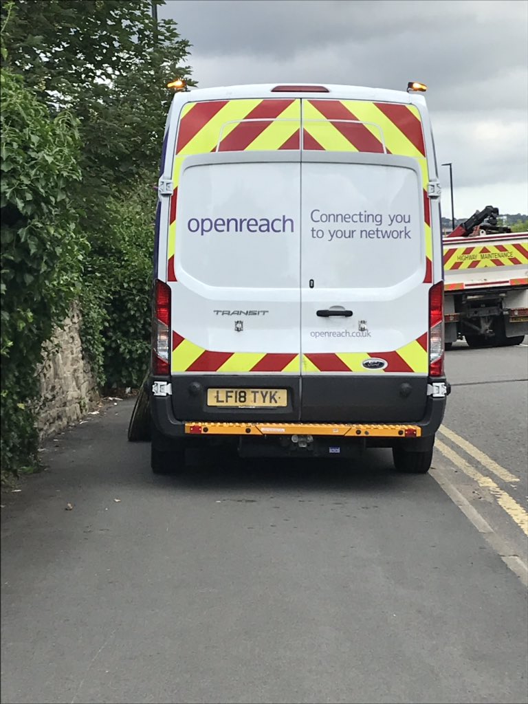 SamiJade's tweet photo. Footpath blocked by @WeAreOpenreach vans who aren’t even on the site 🙄 https://t.co/RnTJmVgISa
