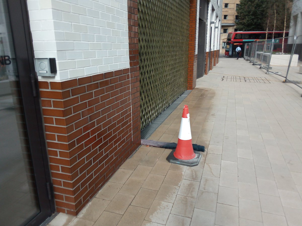 thobender's tweet photo. Oh no, the water feature is too wet... https://t.co/v1Yy0LUkQH