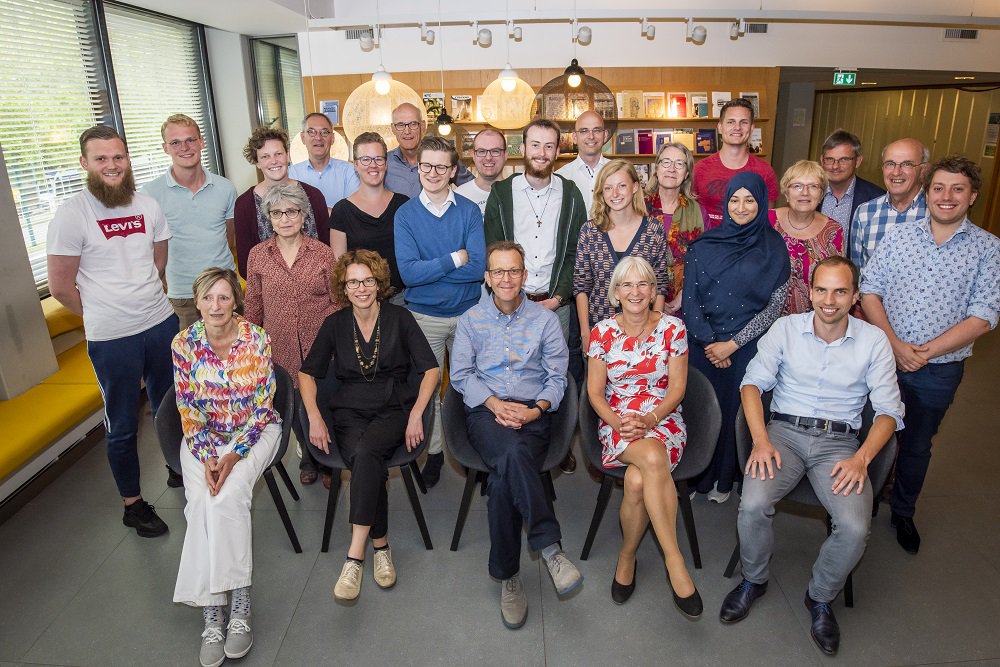 PThU_NL's tweet photo. Throwback Thursday! Een artikel in de @Jerusalem_Post over de summerschool: 'Jerusalem and the Three Religions', georganiseerd door de PThU in samenwerking met het @Schechter_edu "What unites the students is the fascination for Jerusalem." 
https://t.co/JMmYvL3v2c https://t.co/tEi4GSkSJT
