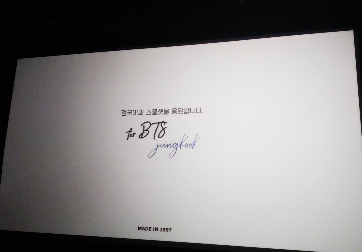jungkook97yum84's tweet photo. ๋ณด๊ณ ๋ ๋ณด๊ณ .......๐๐
์ง๊ธ์ฒ๋ผ ํ๋ณต๋ง ํ์ ์ฐ๋ฆฌ๐
#์ ์ ๊ตญ๊ด ์์ ๋ธ๋ง๋์์ธ ๋ณด๊ธฐ
#๋ฐฉํ์๋
๋จ #์ ์ ๊ตญ #madein1997
#๋ธ๋ง๋์์ธ https://t.co/VdwCrXL4Jm