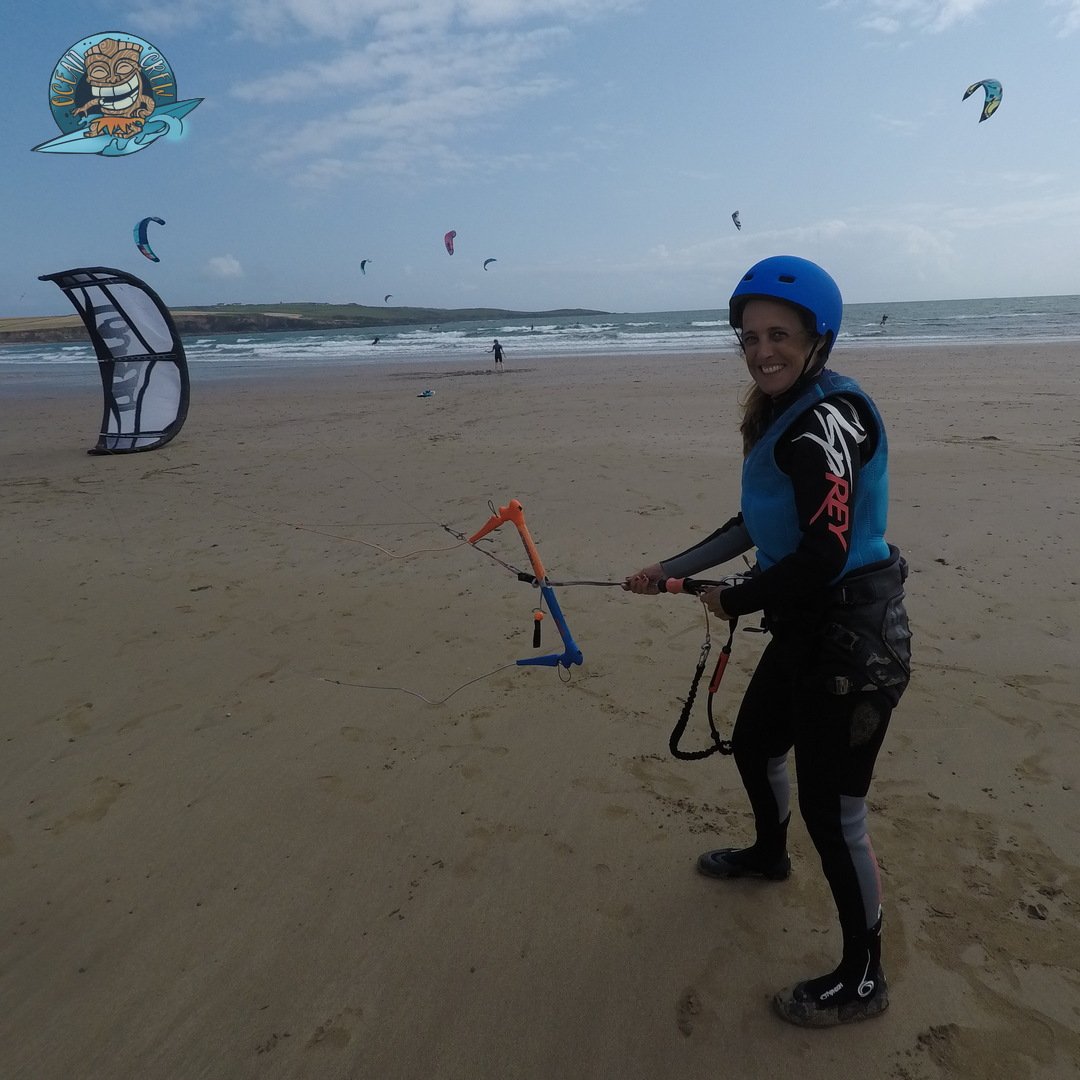 OceanCrew3's tweet photo. Irma came to Ireland on holidays from Spain and found herself attached to a kite on a windy and sunny Garylucas beach 😎
.
.
#kitesurfing #kitesurfinglessons #cork #ireland https://t.co/HoIwAZC2eb