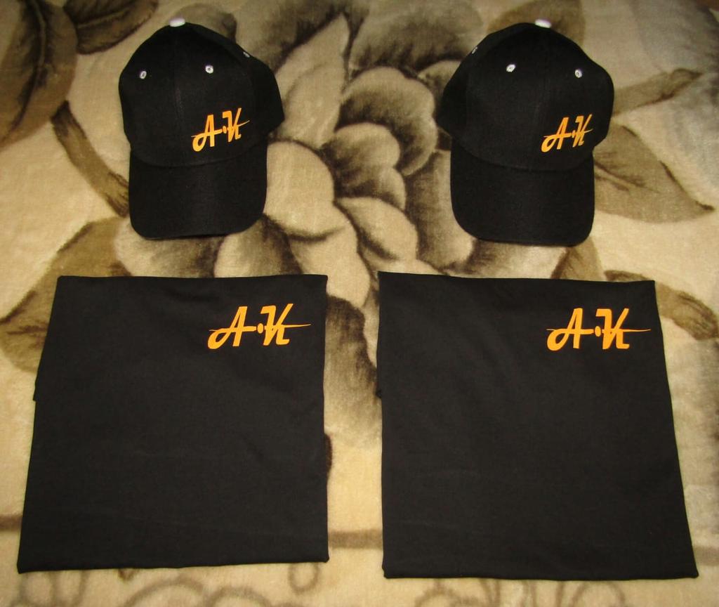 prof_rsa's tweet photo. #AK_ClothingLine @August_Kotelo
New Merchandise 🚨 🚨 🚨 Alert 🚨🚨🚨
New Sweaters & Hoodies Loading... ⏳⏳⏳
Place Your Order in DMs 🔜 🔛 🔝
#GetToKnowMeThursday S'phushi I'passion
#BlackExcellence
Kopa Retweet @Shimza01 Act 201 https://t.co/lsIYw5z7uK