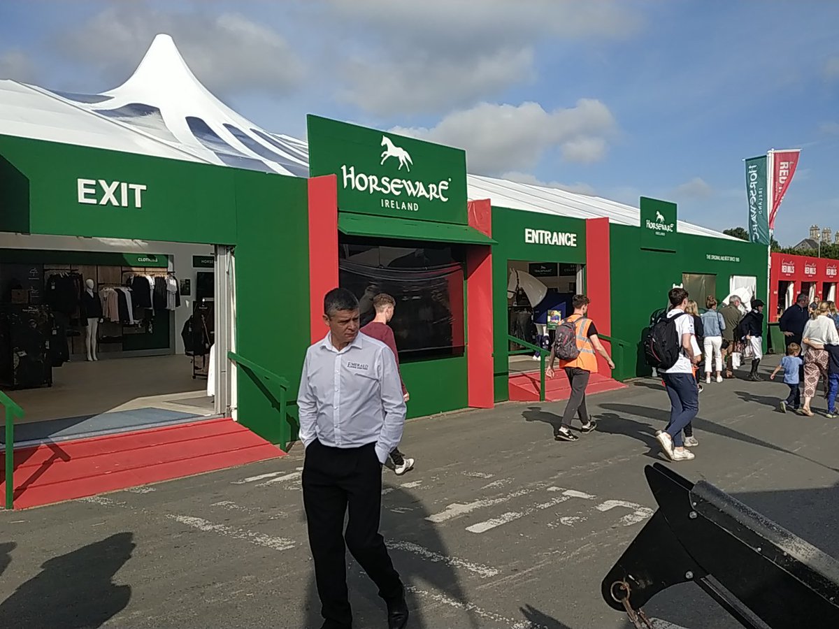 Horse_Techie's tweet photo. #iwearhorseware #dublinhorseshow #RDS #rds19 interested in seeing how tech can advance the health of your horses? Let's meet at the horse show https://t.co/uIHXNBt39n