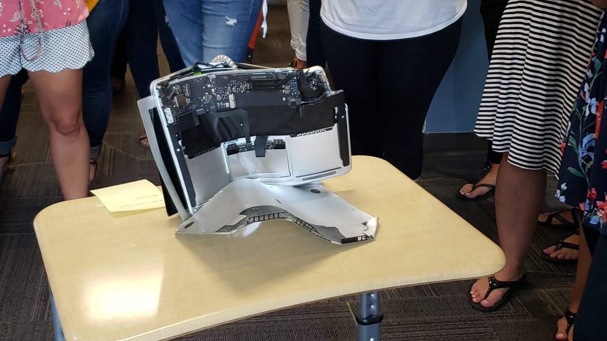 #PLPbacktoschool 
#PLPIT

How do I keep my laptop/iPad from looking like this...
Keep it in a case and do not put it on top of your car and drive off. 🙃