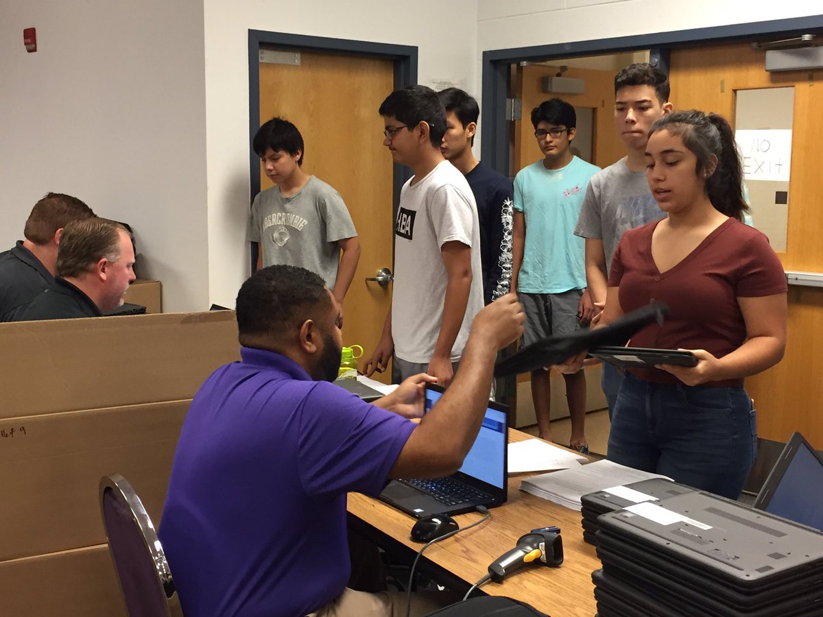 Ms_Eby's tweet photo. Great morning at Lake Braddock as students in Subschool 3 pick up their new technology! Students are excited already to utilize their new device. Thank you FCPS! #FCPSLBSS #BruinPride https://t.co/d8amJ4gDXg