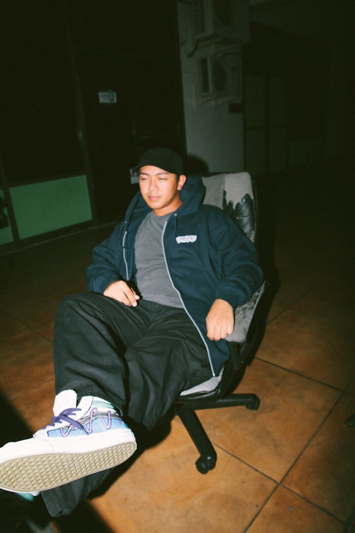 LLCC20X's tweet photo. 8.10.19 - Long Live pull over and zips. Releasing Saturday 11am. #longliveclothingco https://t.co/Vwix35GznF