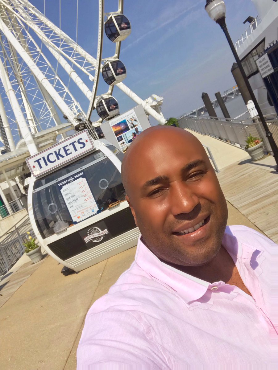 shomaristone's tweet photo. 100+ Things to Do This Summer in the Washington DC Area. I like hopping on the @CapitalWheel at @NationalHarbor in Maryland. #ThisIsHowYouHarbor #WheelFun
https://t.co/QalSyZ94P8 https://t.co/AGe5LoCXcz