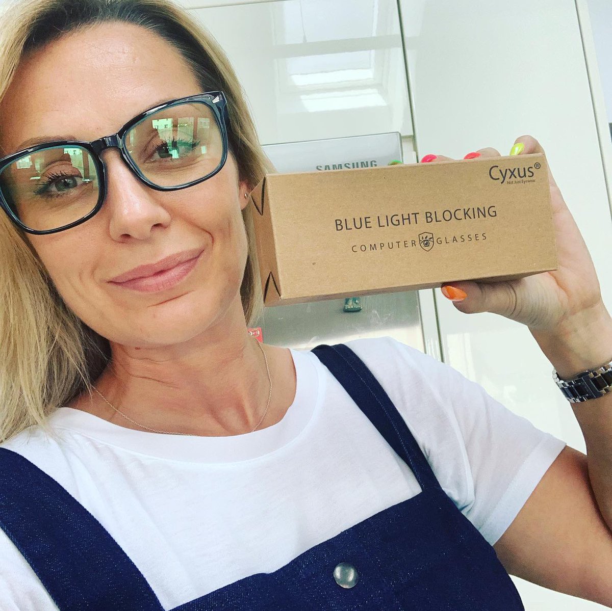 ging03's tweet photo. Thought I’d try the new blue light blocking glasses to assist with anti-digital fatigue, digital headache minimisation & better sleep. #cyxus https://t.co/EsnPSdwuTB
