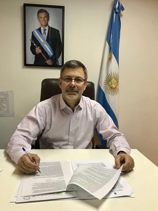 AlToqueNoti's tweet photo. #Elecciones2019 @javierpretto : "Puede haber sorpresas en las elecciones" 👉🏻 https://t.co/8mtfvohNp1 https://t.co/qjxcjNtT5f