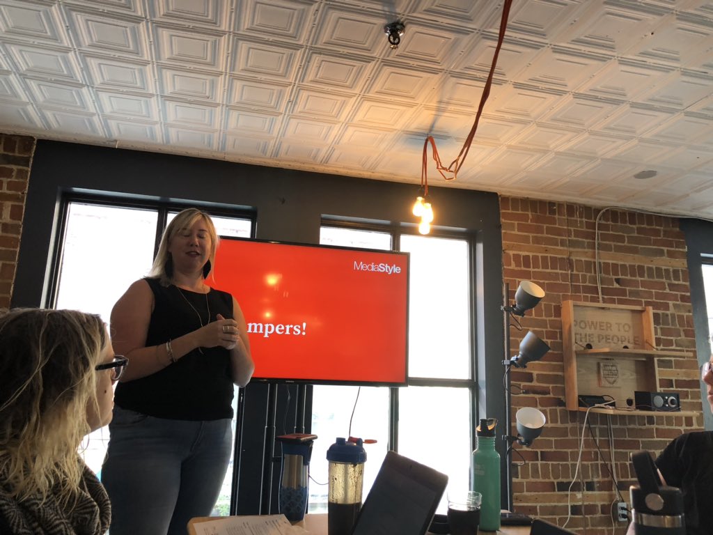 Steph_Montreuil's tweet photo. When professional training also means running into old friends @caitlinkealey @RyanKennery #mediastyle https://t.co/QRsdTKTOO3