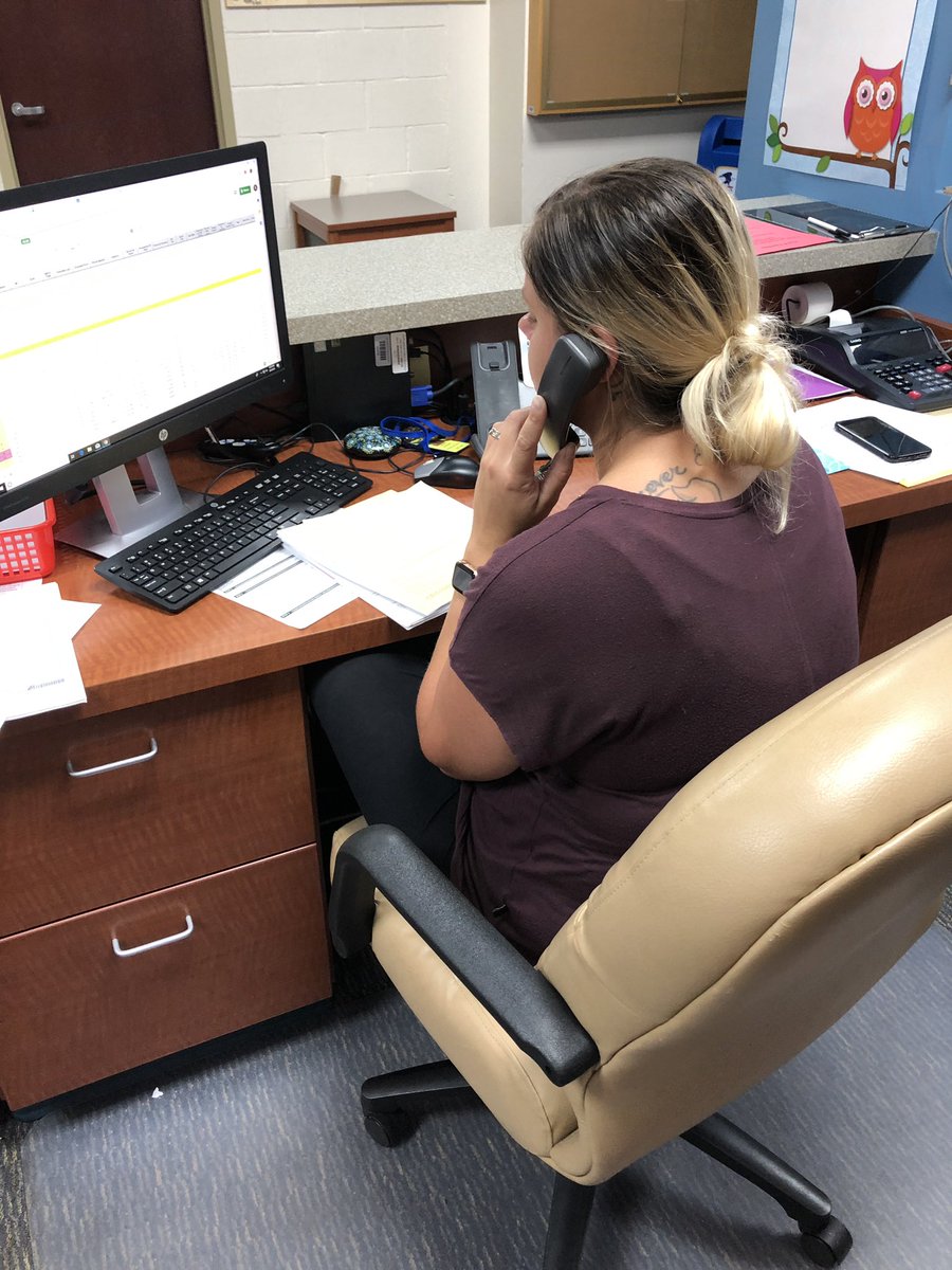 amytaylor71's tweet photo. New secretary! #avenueaproud https://t.co/NRBAypPgpt