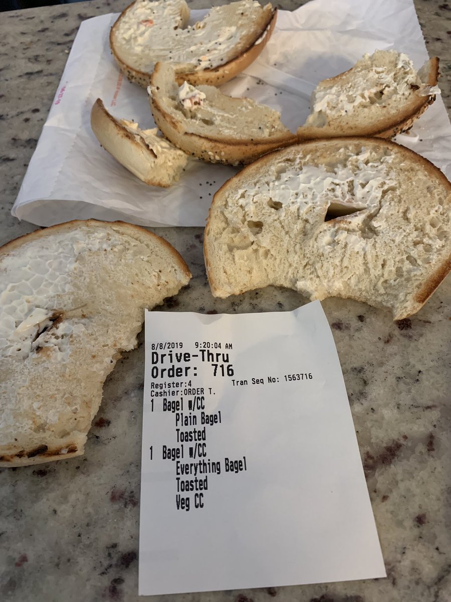 bgreen80's tweet photo. Wow @dunkindonuts  very disappointing...#isthereacreamcheeseshortage https://t.co/8BQbthTYn3