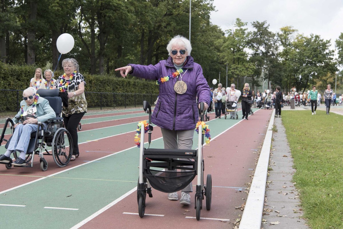 SamenvrWoerden's tweet photo. Save the date: zaterdagmiddag 28 september is de eerste Rollatorloop in Woerden. In de nationale sportweek organiseren wij een moment van ontmoeting en beweging voor ouderen. Wie neem jij mee? #rollatorloop #clytoneus https://t.co/mkblfUMIM4