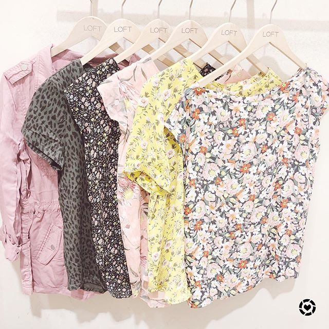 styledinblue's tweet photo. Currently shopping for my trip 🏖 I picked up a couple things  and loving these new arrivals🙌🏻 These tops are 4️⃣0️⃣% off. This leopard 🐆 top and green floral top are my favorite! I got a medium in the leopard top and the other blouses a small ☺️ … https://t.co/pqe5RWD7sG https://t.co/tH3ezTB95I