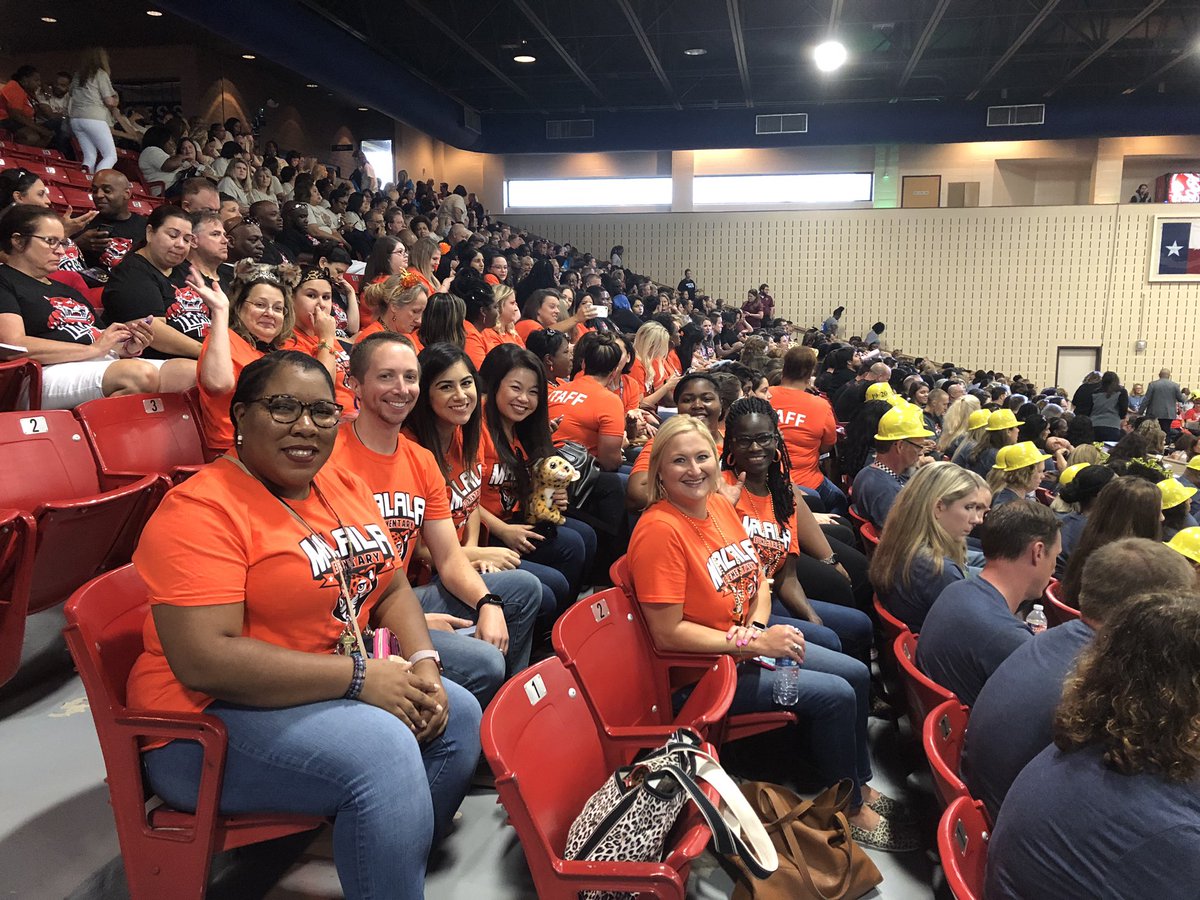 It’s such a great day to be a leopard!!! We ❤️ FBISD! #MYE #LeopardProud <a href="/Malala/">Malala Yousafzai</a> <a href="/MYE_Leopards/">Malala Elementary</a>