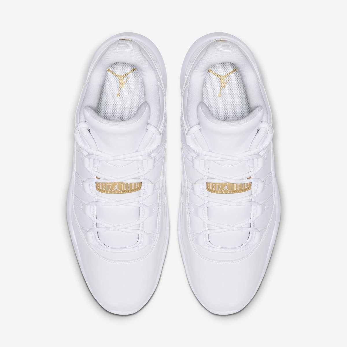 J23app's tweet photo. Jordan 11 Low Golf "White/Metallic Gold" 10am ET

Link -> https://t.co/RUsgPB2mFT https://t.co/SbmM9wDd5l