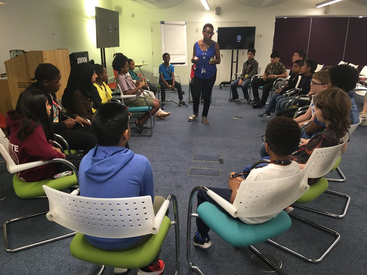 codingbrum's tweet image. Inventathon Day 4 and we’re busy preparing our presentations for the judges tomorrow - with top tips from ⁦@bbcwm⁩ @nikkitapper⁩ &amp;amp; ⁦@bbcmtd⁩ ⁦@AmyColeNews⁩ 
Key learnings: tone of voice, structure, fun!

⁦@BBCBhamPR⁩ ⁦@BBCBlueRoom⁩ #coding