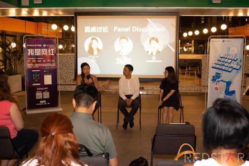 HelloRobin8's tweet photo. Another successful #Robin8 #Bloqbox meet-up! Thanks to Yongqiang Shen and Lin Cheng and our CEO, Miranda Tan. Try Bloqbox to experience the world's first peer-to-peer, decentralized file storage, IP protection, e-commerce, and social media platform all in one.  #QTUM #blockchain https://t.co/vwAmKVgqo4