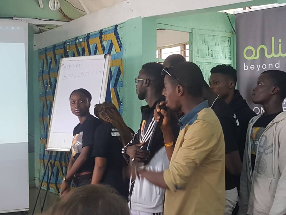 sensihub1's tweet photo. Mobility Hackers, present their solution on the use of swift pay an application developed to facilitate payments between Transport service providers and Transport users.
#DSTI #MoTA #worldbank #gfdrr #Sensitechhub #urbanmobilityhack https://t.co/EgdIFp4CMl