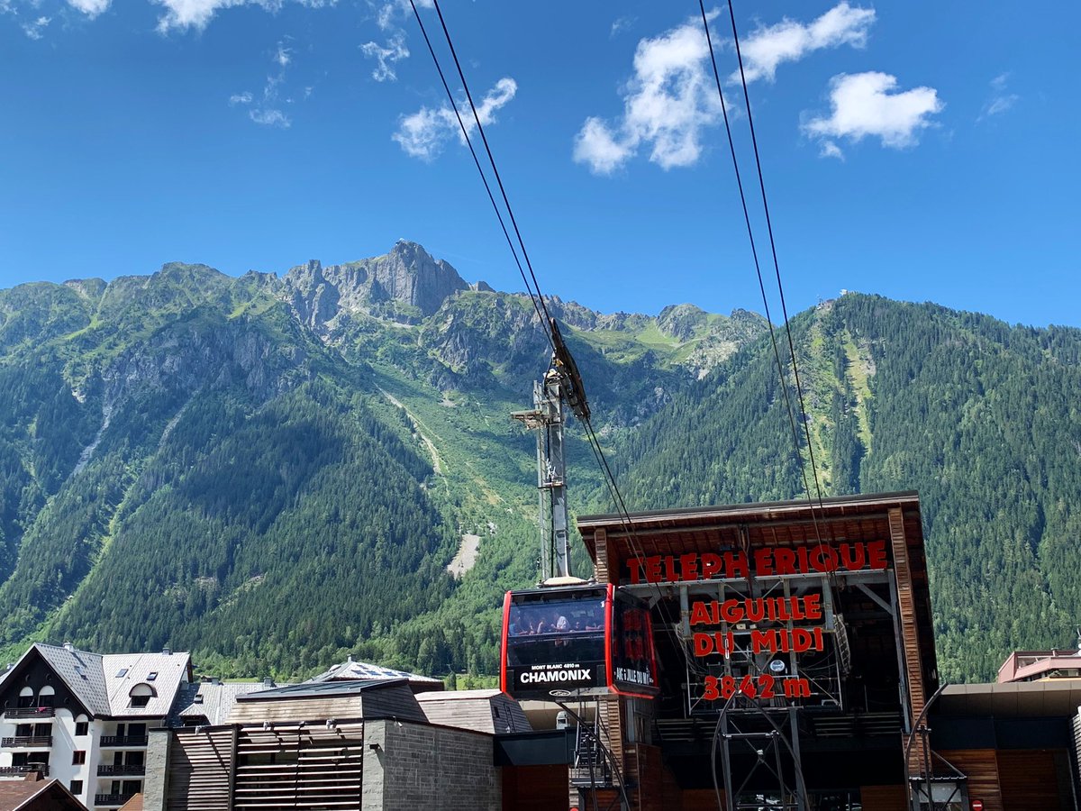 alexmegapc's tweet photo. Demà cap a Aguille du Midi a 3842m #montblanc , quines ganes!!! #ganes #france #lealps #alps https://t.co/Rqvg3iBbc4