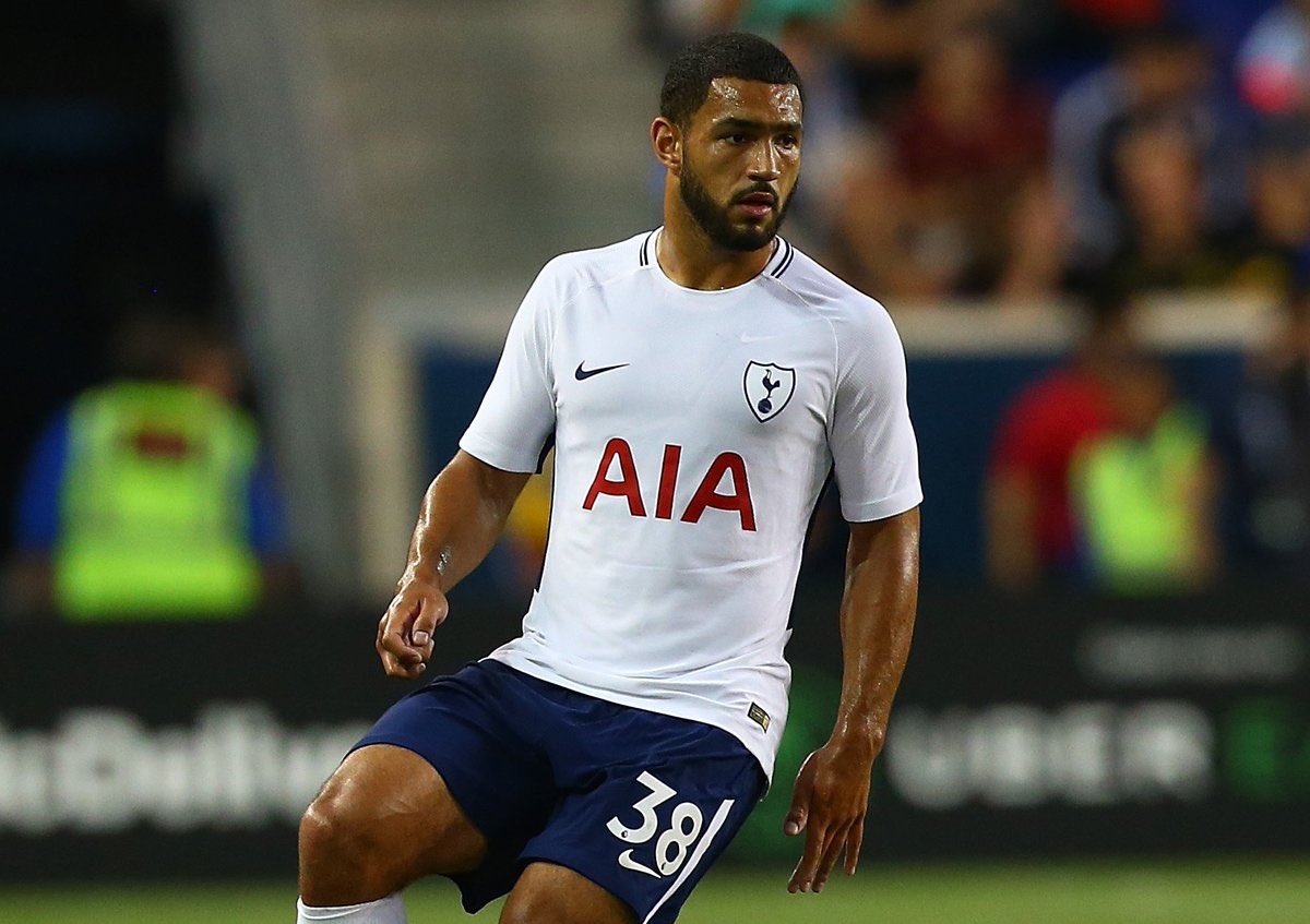futbolworldEPL's tweet photo. #COYS Carter-Vickers heading to #scfc on loan before the close of the transfer window. #premierleague https://t.co/10PW1yLO8g