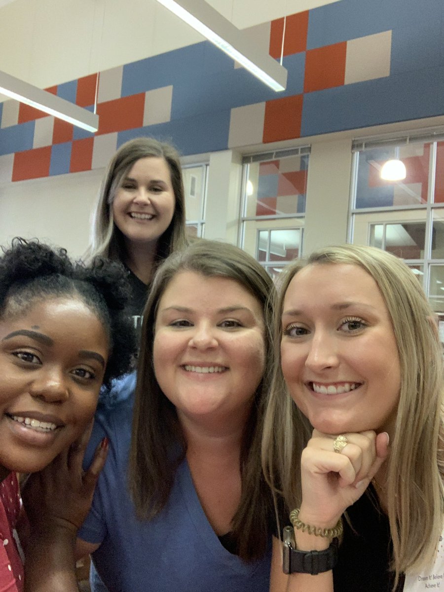 #florenceblackelem Selfie Ice Breaker fun! #4thgradeforever