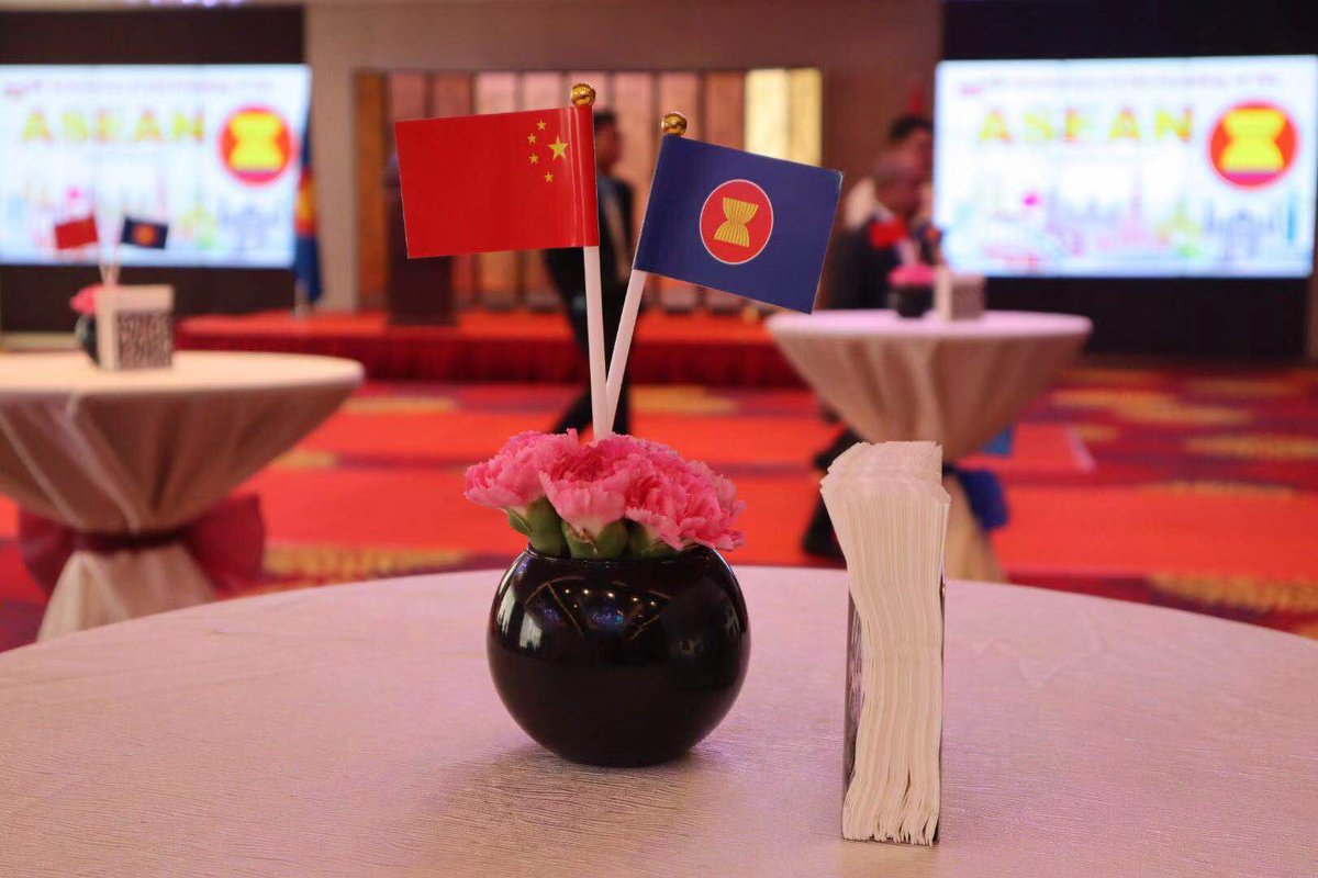 PHinGuangzhou's tweet photo. Consul General Louis Alferez and other ASEAN CGs in Guangzhou led a high-tea reception to commemorate the 52nd #ASEANDay today. Mdm Luo Juan of Guangdong Prov People’s Congress and Mr Yu Mingyong of Guangzhou Mun People’s Congress graced the occasion. @ASEAN #ASEAN52 https://t.co/9yRPNnWwga
