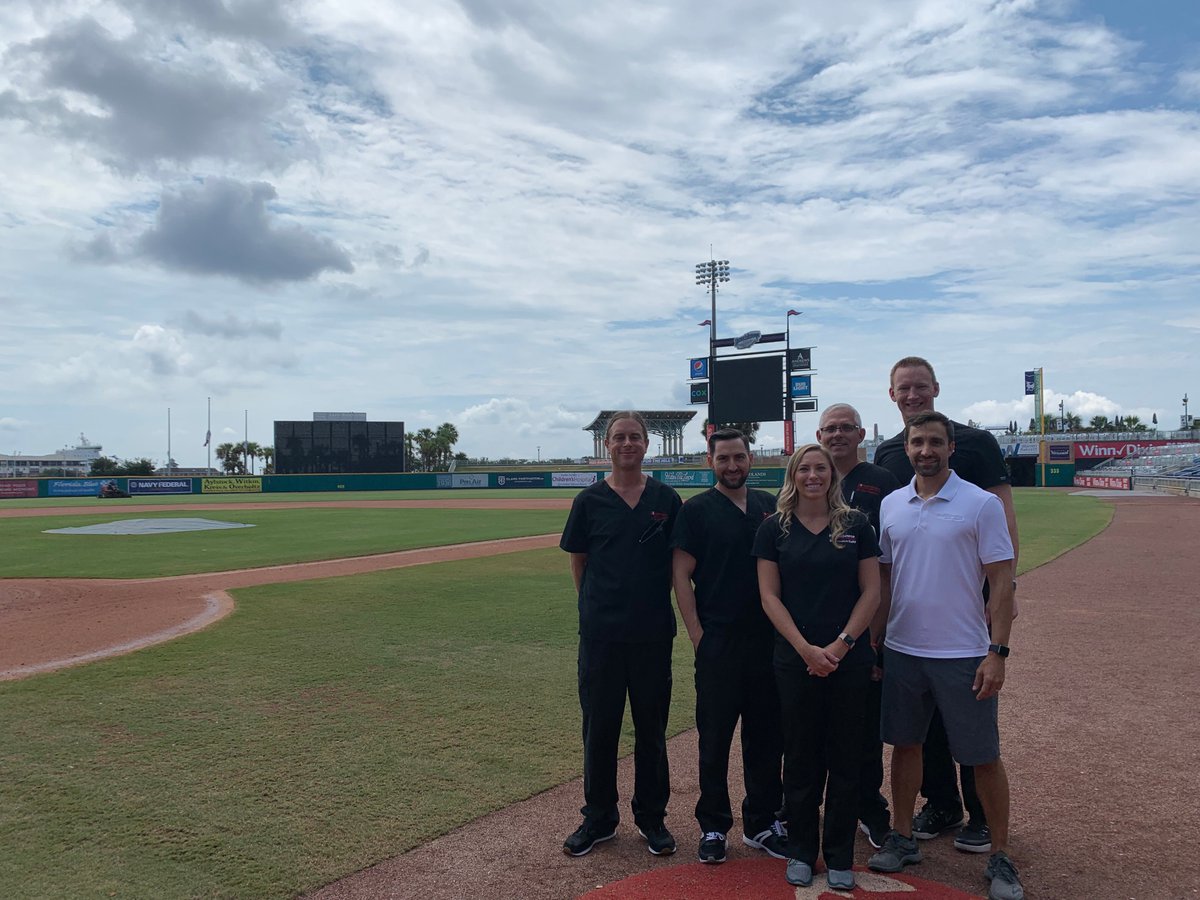HealthSource_FL's tweet image. Shout out to the @BlueWahoosBBall for allowing our doctors to spoil your employees with a Stress Break! We had an awesome time meeting you all &amp;amp; giving helpful tips to minimize stress on the mind &amp;amp; body. We hope the remainder of baseball season is stress free as possible!