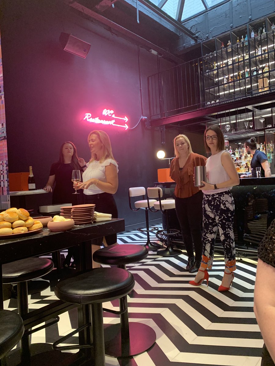LThursfield_FP's tweet photo. Afternoon tea with the delightful @Beckysimkiss and @SimkissGuy at @Nocturnalb2. Lessons learnt:
1. Meeting new connections brings fascinating conversations.
2. I am powerless before a mini Raspberry and White Chocolate Magnum #BWIBAfternoonTea #BWIB https://t.co/FgBveGIMr8