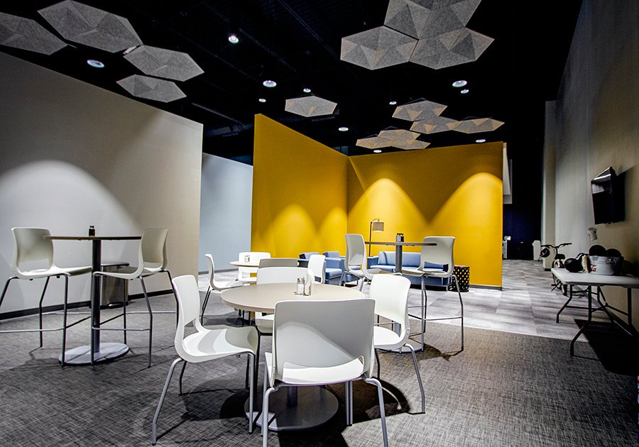 AltiusCompany's tweet image. #PellaWindowsandDoorsWI (Brookfield, WI) just may have the coolest showroom around.  Check out these finished photos from the project this morning.  Great job Team! 👍😃😃😃

 #AltiusBuildingco #Brookfield #BuildItBetterTogether  #Showroom #Beautiful #TeamWork